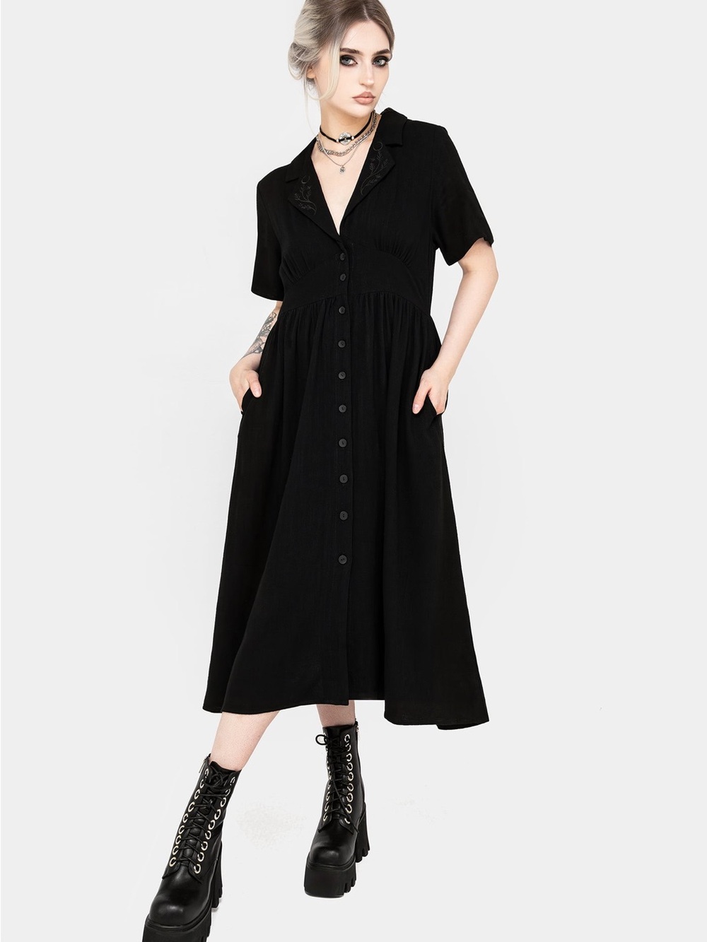 Disturbia Jasmine Embroidered Midi Shirt